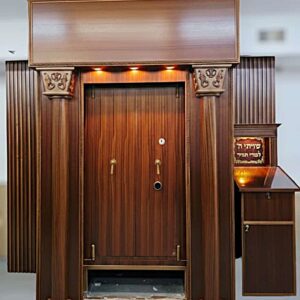 היכל קודש דגם "אור החיים" – עיצוב חדשני בגימור עץ עשיר