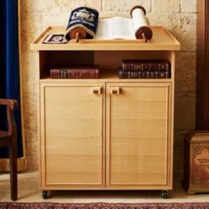 בימות ועמודי תפילה